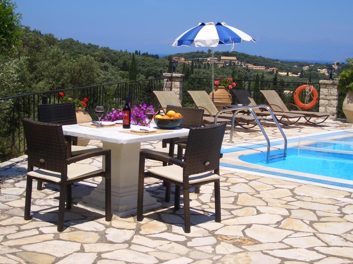Villa Bacchus Kassiopi Corfu Kültér fotó